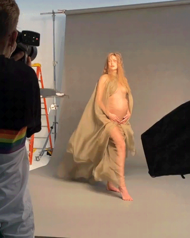 Mẹ bỉm hot nhất Hollywood Gigi Hadid gây sốt với clip hậu trường ảnh bầu, vòng 1 căng đầy và khí chất khiến dân tình nức nở - Ảnh 5.