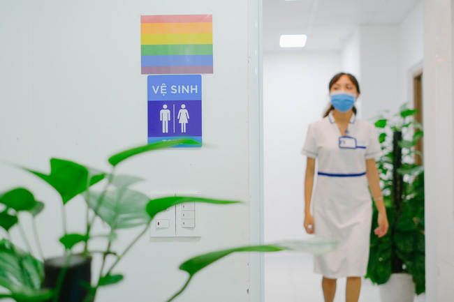 Cộng đồng LGBT Hà Nội: Đã có bệnh viện thân thiện dành cho các bạn - Ảnh 7.