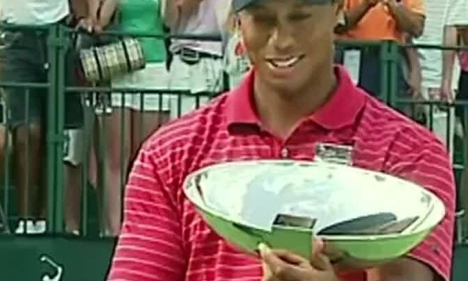 Tiger Woods ôn cố tri tân trước Tour Championship