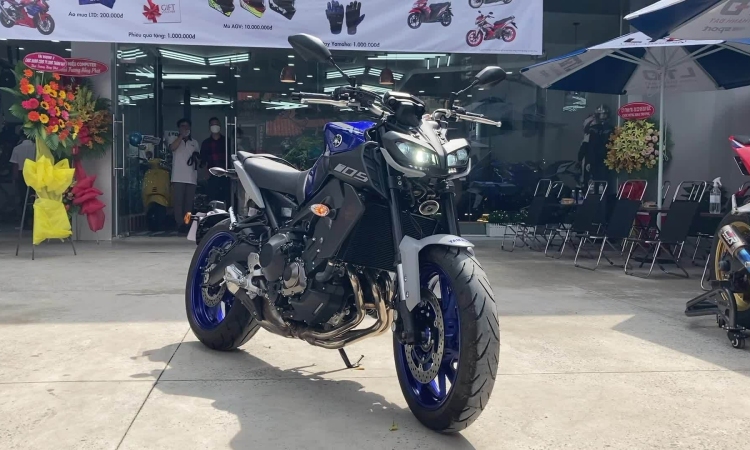 Yamaha MT-09 - nakedbike nhập Nhật Bản giá 329 triệu đồng